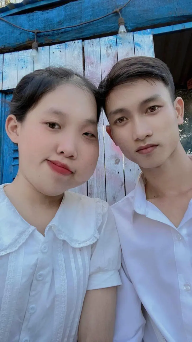 หน้าของฉันเบี้ยวตั้งแต่เกิด ตอนฉันโตมันยิ่งเบี้ยวมากขึ้น ฉันไม่กล้ามาใกล้กับใคร...