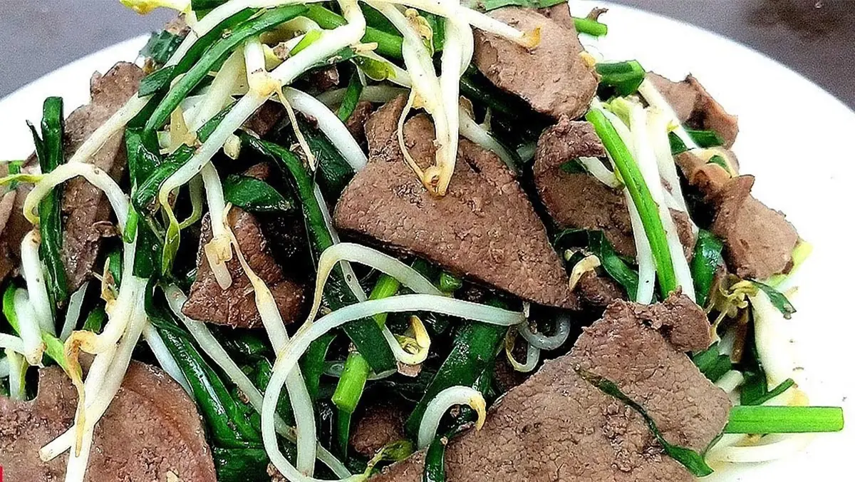 9 อาหารห้ามกินคู่กัน เสี่ยง ‘เกิดพิษ’ ในร่างกาย: แพทย์เตือนควรหลีกเลี่ยง