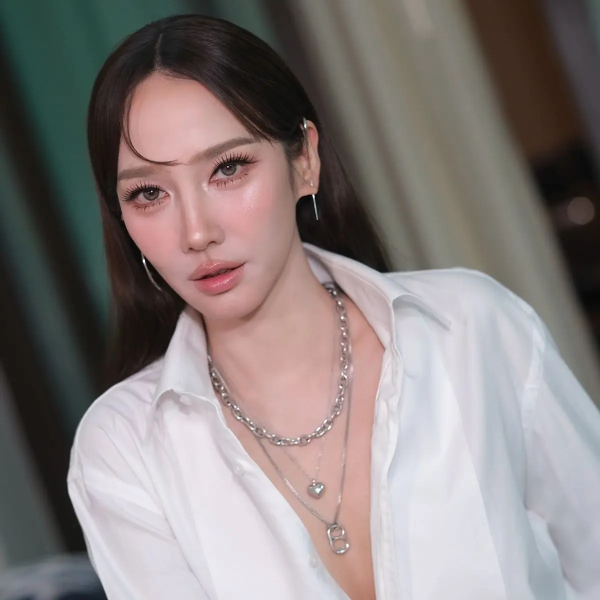 "เจนนี่" ตะลึงความสวย "อั้ม พัชราภา" ขอพูดตรงๆ อย่าโกรธนะ พี่อายุเท่าแม่หนูเลย
