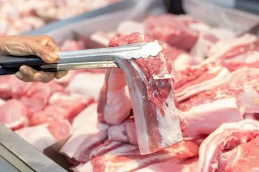 3 ส่วนที่ "สกปรกที่สุด" ของหมู พ่อค้าเนื้อที่มีประสบการณ์ 30 ปี เผยไม่เคยให้ครอบครัวกิน แต่หล
