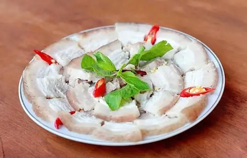 ต้มหมูให้หอม นุ่ม ไม่มีกลิ่นคาว แค่ใส่ “ของสิ่งนี้” เคล็ดลับที่แม่บ้านญี่ปุ่นยังต้องยอม!