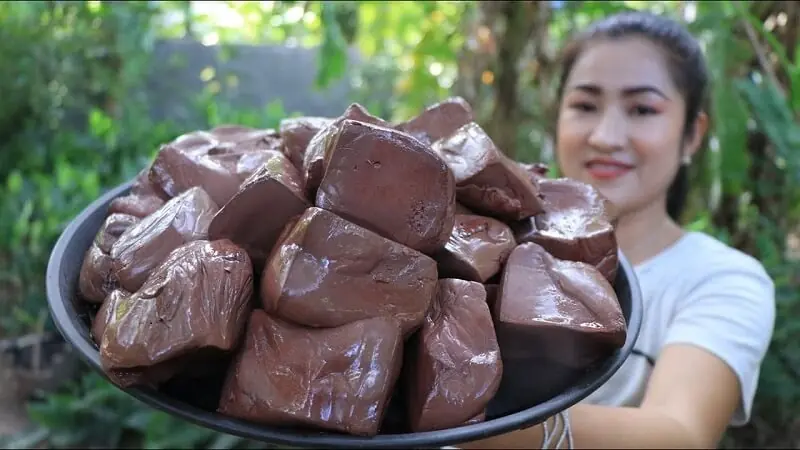 ของที่หลายคนรังเกียจว่า ‘สกปรก’ จากหมู กลับกลายเป็น ‘ยาวิเศษ’ ที่มีธาตุเหล็กมากกว่าเนื้อ