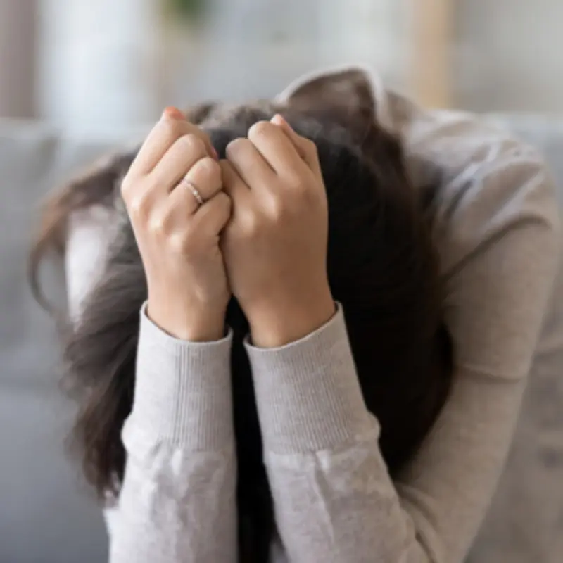 ตอนตี 2 ฉันเผลอส่งข้อความหาสามีเก่าว่า “ยังไม่นอนเหรอ?”
