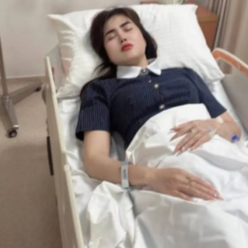 หญิงวัย 29 ปี ถูกหามส่งโรงพยาบาล หลังดื่มน้ำมะนาวจำนวนมากทุกเช้า ติดต่อกัน 4 สัปดาห์