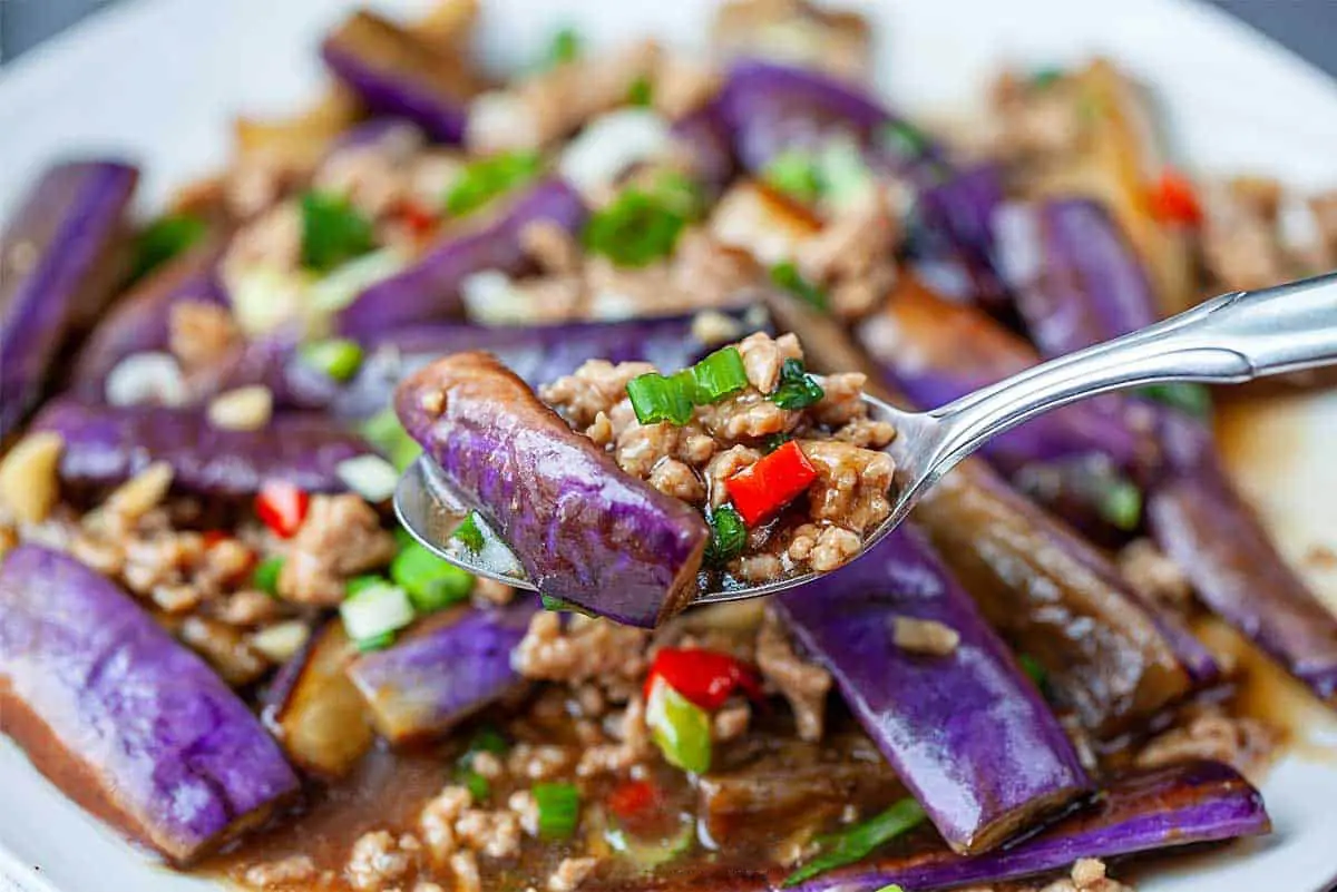 มะเขือยาวเป็น “ราชาของผัก” แต่ 4 คนนี้ห้ามกินเด็ดขาด