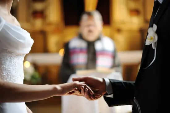 เทียบ 3 นิกายคริสต์ — แต่งงานได้กี่ครั้งกันแน่? ไขข้อสงสัยกรณีราชวงศ์อังกฤษ