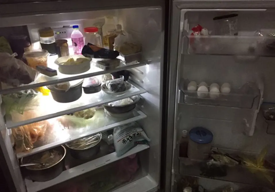 คนเป็นมะเร็งลำไส้ใหญ่เพิ่มขึ้นเรื่อย ๆ! 4 อาหารในตู้เย็นที่เก็บไว้นาน อาจเป็น “ตัวช่วย” ให