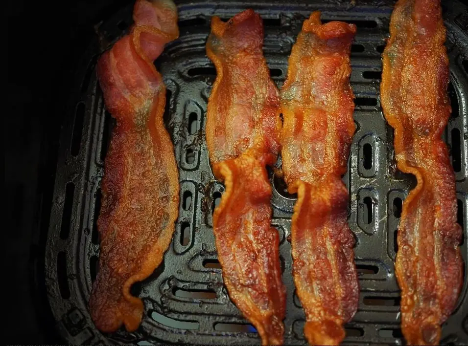 หม้อทอดไร้น้ำมันสะดวกก็จริง แต่ห้ามใช้ทำอาหารชนิดนี้เด็ดขาด!