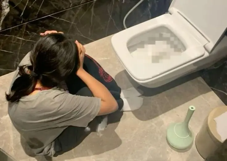 ตอนเช้าตื่นมา ปั.ส.ส.า.ว.ะ แล้วพบ 4 สัญญาณนี้ — ระวัง! มดลูกของคุณอาจเต็มไปด้วยโรคโดยไม่รู้ตัว