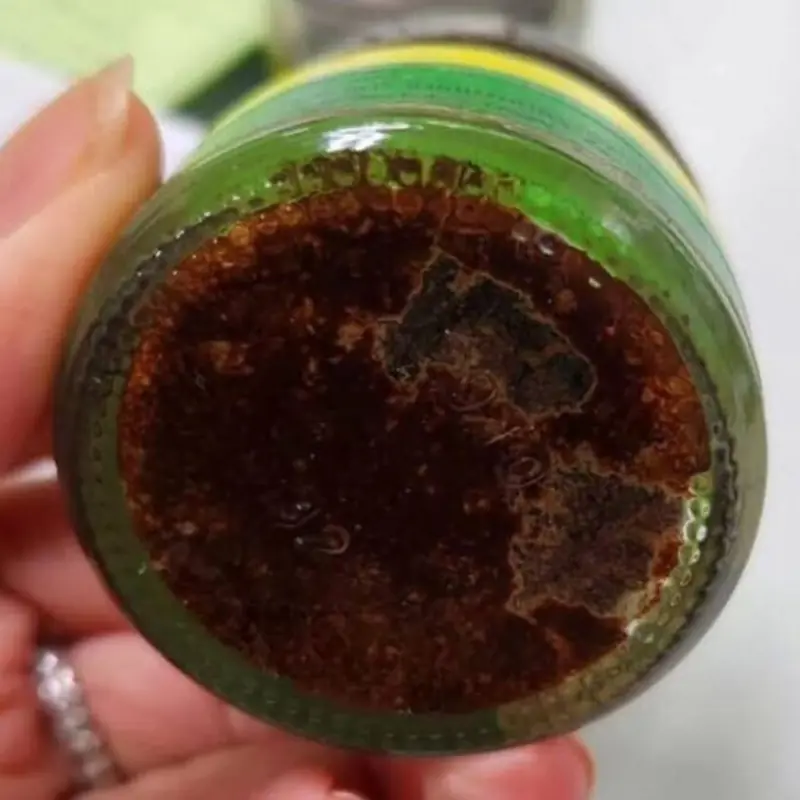 ยาดมสมุนไพรที่คุณใช้ทุกวัน... อาจมีเชื้อราปนอยู่จริงหรือ!?