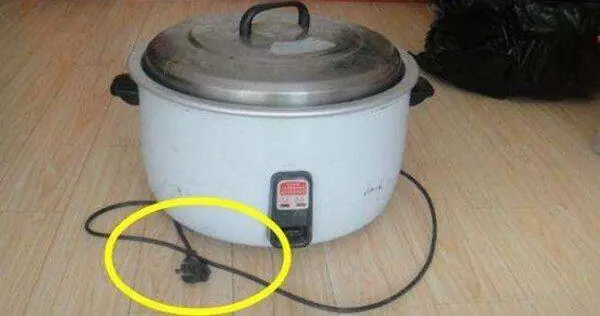 เพิ่งรู้! ข้าวสุกแล้ว “ไม่ควรถอดปลั๊กทันที”? หลายคนเข้าใจผิดมาตลอด!