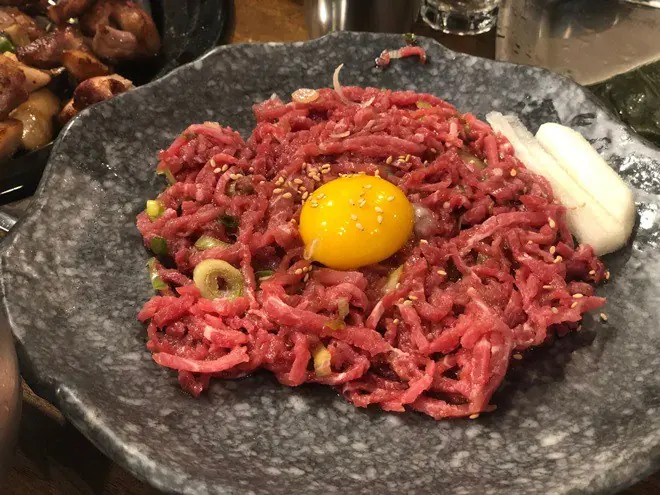 ทำไม "เนื้อวัว" ถึงกินดิ.บ ได้ แล้วการกินเนื้อวัวดิ.บไม่อัน.ตร.ายจริงหรือ?