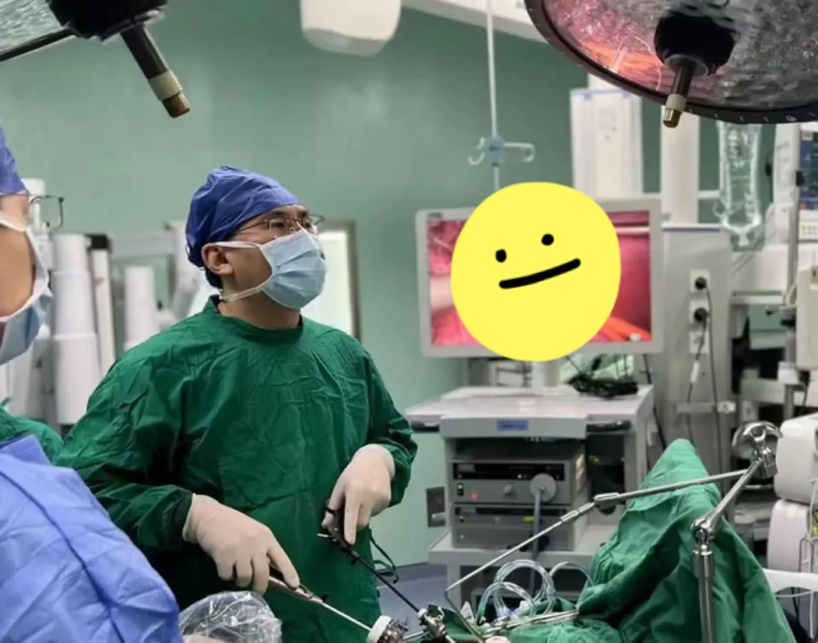 หญิงวัย 28 ปี ถูกกรดในกระเพาะ “กัดกร่อนจนถึงลำคอ” เพราะเครื่องดื่มที่หลายคนดื่มเป็นประจำท