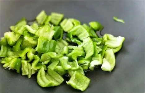 ผลไม้ชนิดนี้มีวิตามินซีมากที่สุดในบรรดาผักและผลไม้ทั้งหมด มากกว่าแอปเปิ้ลถึง 20 เท่า