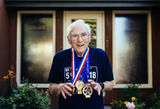 ชายวัย 106 ปี ยังคงรักชีวิตและหลงใหลในการวิ่ง 3 ความลับที่ไม่ค่อยมีใครเปิดเผยที่ทำให้ทุกคนช