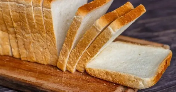 เคล็ดลับเก็บขนมปังที่ทำให้คนดูถึงกับอุทานว่า “โอ้พระเจ้า! ทำไมฉันไม่เคยนึกถึงวิธีนี้มาก