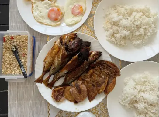 หมอเตือน! 5 อาหารที่กินผิดเวลา “เสี่ยงกระตุ้นเซลล์มะเร็ง” ยิ่งรีบกินตอนเช้ายิ่งอันตราย