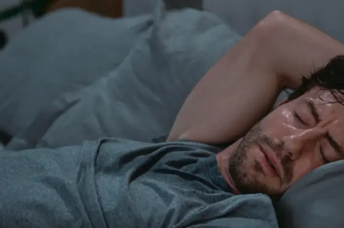 “ลมร้ายยามราตรี” อาจเป็นสัญญาณเตือนมะเร็ง! รู้จักอาการนี้.... ที่ตรวจพบได้เฉพาะตอนกลางคืน