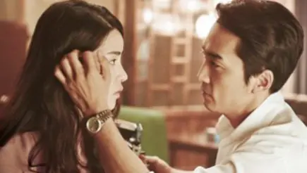 ยังไม่ได้บอกสามีว่าฉันแอบติดกล้องวงจรปิดไว้ พอตอนพักเที่ยงฉันเปิดกล้องขึ้นมาดูสถานการ