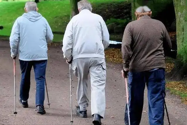 มีสัญญาณเกี่ยวกับการเดิน 2 อย่างนี้ ควรระวังโรคไตวายอาจกำลัง “มาเคาะประตู”