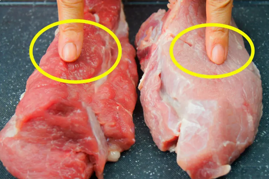 เปิดเคล็ดลับพ่อค้าหมู! เนื้อหมูสีไหนสดกว่า เลือกผิดอาจพลาด