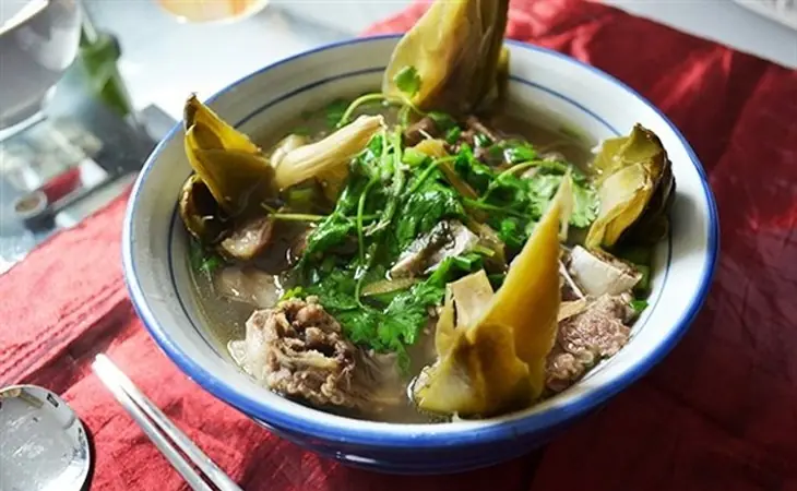 5 ผักที่ผู้หญิงควรกินบ่อย ช่วยคงความอ่อนเยาว์ ชะลอวัย และป้องกันโรคภัย