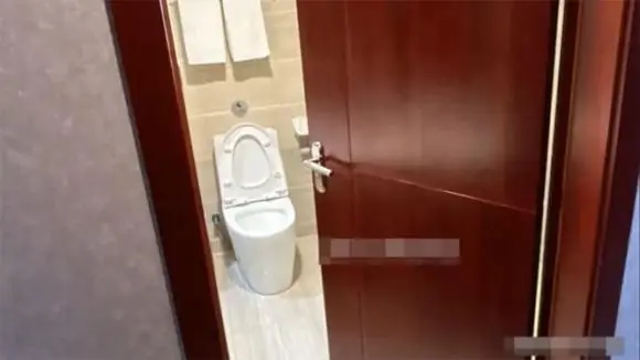 คุณควรปิดประตูห้องน้ำเมื่อไม่ได้ใช้งานหรือไม่? นี่ไม่ใช่เรื่องงมงาย แต่มีหลักการที่ควรป