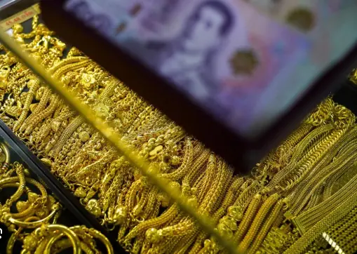 ราคาทองวันนี้ 15 ม.ค.69 ร่วงลงหลังพุ่งแรง ราคาทองคำวันนี้ รับตัดสินใจ