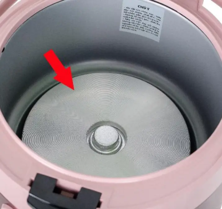 วิธีทำความสะอาดก้นหม้อหุงข้าวใน 5 นาที สะอาดเหมือนใหม่ ข้าวหอม ไม่มีกลิ่นไหม้