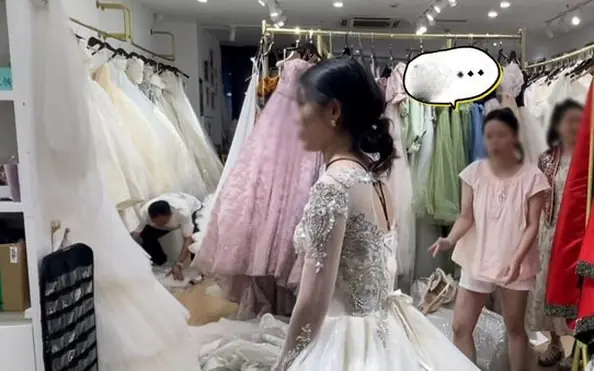 หญิงสาวต้องชดใช้เงิน ประมาณ 10,000 บาท หลังลองชุดแต่งงาน เพราะเหตุผลที่ทั้งน่าขำและน่าอาย จนค