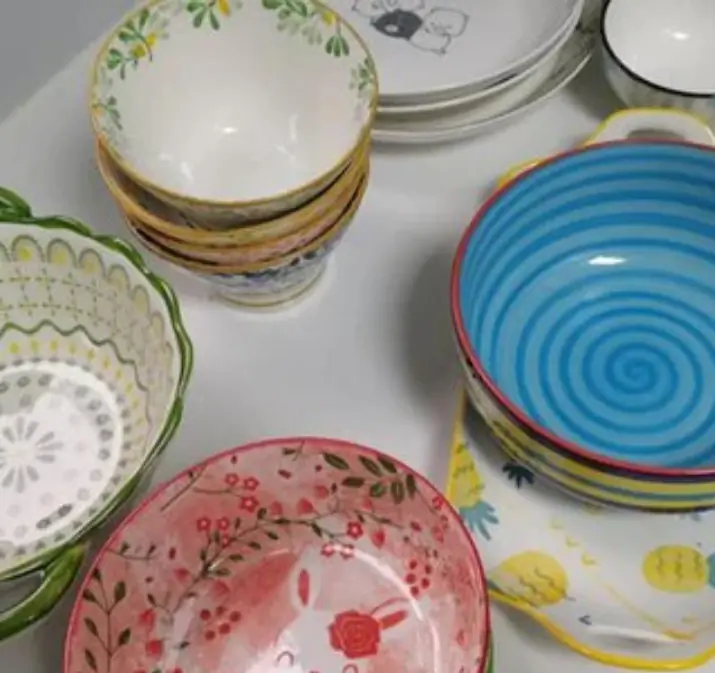 ควรทิ้งทันที! บ้านใครยังใช้ “ชาม” 5 ประเภทนี้ เสี่ยงอันตรายต่อสุขภาพโดยไม่รู้ตัว