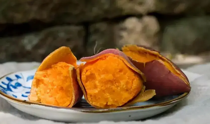 กินมันเทศตอนเช้า ดีจริงหรือกำลังทำร้ายร่างกายโดยไม่รู้ตัว?