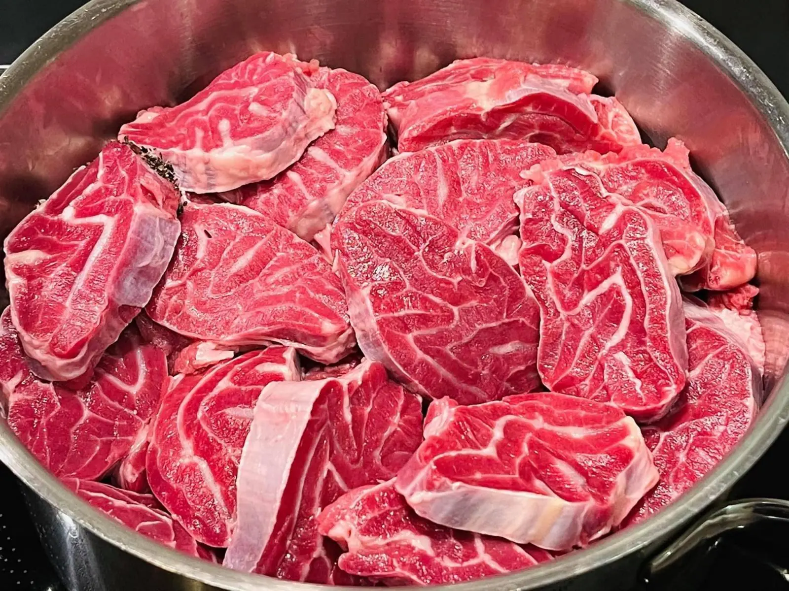 เชฟแนะ! หมักเนื้อวัวอย่าใส่เกลือ ใช้ “เครื่องปรุงนี้” แทน เนื้อนุ่ม ไม่แห้ง ไม่เหนียว ทำเมน