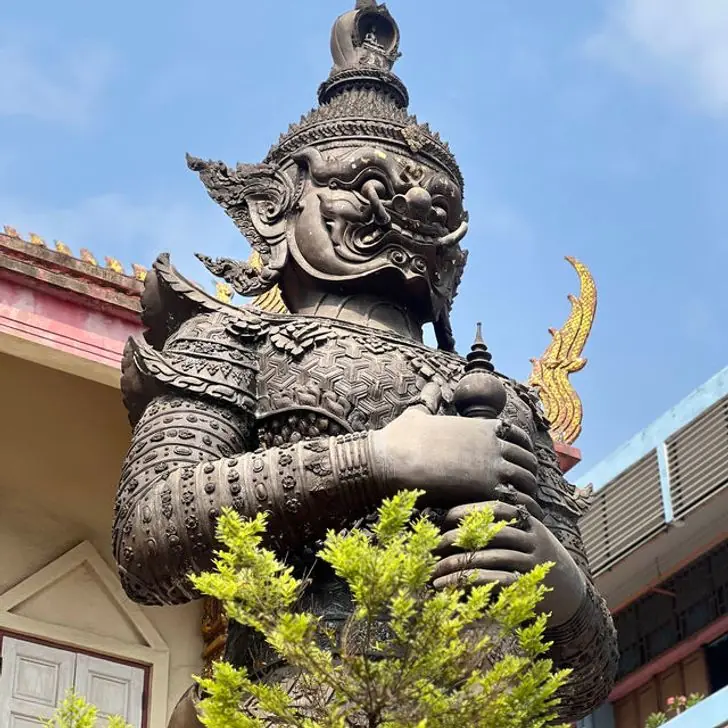 มาอีกแล้วเลขนี้! ส่องเลขเด็ด “ท้าวเวสสุวรรณ” งวด 1 เม.ย. 69 ตรงหลายสำนัก มาแรง แทบเกลี้ยงแผง