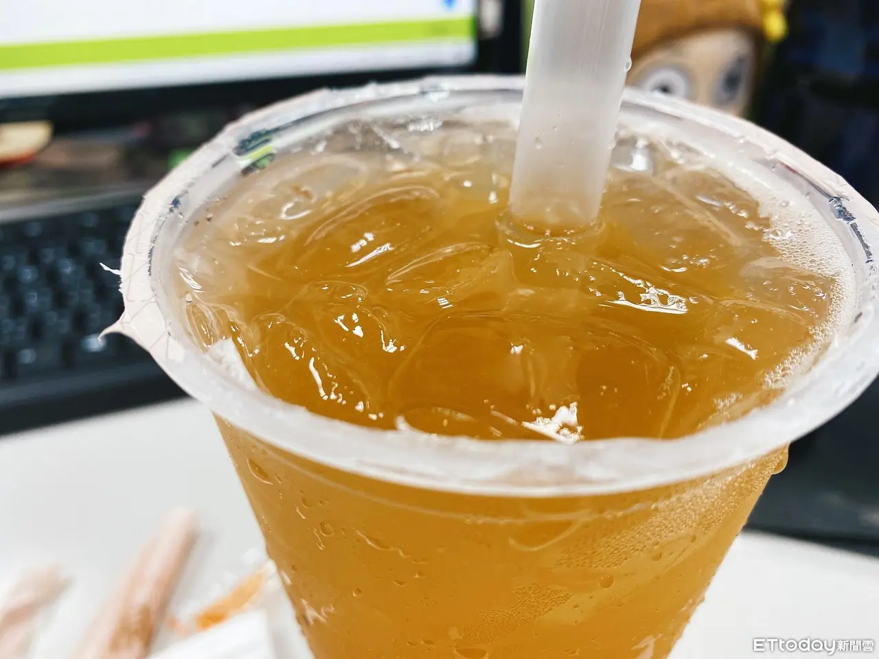 บอกลาไขมันพอกตับ! หมอญี่ปุ่นแนะ "3 เครื่องดื่ม" ช่วยค่าตับกลับมาปกติใน 1 เดือน