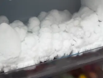 ตู้เย็นน้ำแข็งเกาะหนา อย่าปล่อยไว้! แค่ 30 นาทีละลายหมด ประหยัดไฟครึ่งหนึ่งจริง