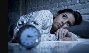 ร่างกายของคุณกำลังส่งสัญญาณใ.นตอนกลางคืน: 5 สัญญาณเตือนปัญหาไตที่คุณไม่ควรมองข้าม