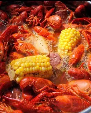 อาหารเหลือ 4 ชนิด ควรทิ้งทันทีแม้แช่เย็นแล้ว: เสี่ยงอาหารเป็นพิ.ษ