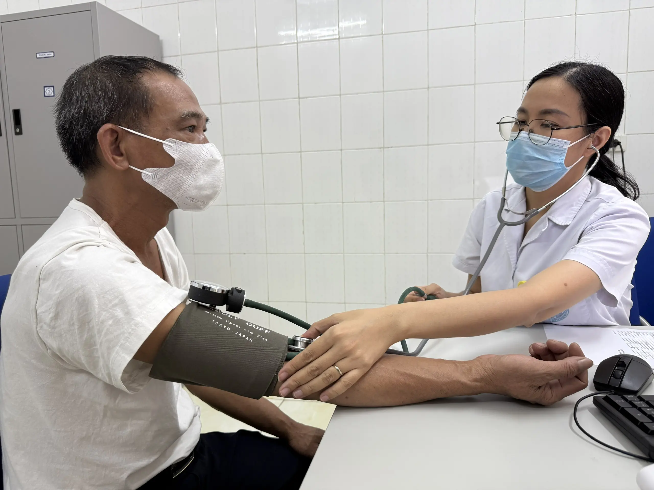 แพทย์เผยว่า การกินกล้วยก่อนนอนอาจนำไปสู่…