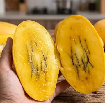 มะม่วงสุกมีเส้นดำๆ มันคืออะไร อันตรายไหม คำตอบที่หลายคนอยากรู้