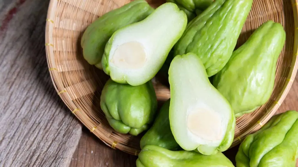 หยุดซื้อยา! ฟักแม้วช่วยลดปวดเข่า เท้าบวม ความดัน และไขมันในเลือด