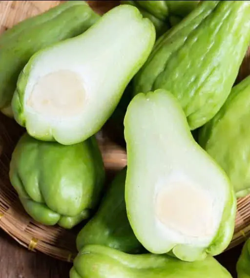 หยุดซื้อยา! ฟักแม้วช่วยลดปวดเข่า เท้าบวม ความดัน และไขมันในเลือด