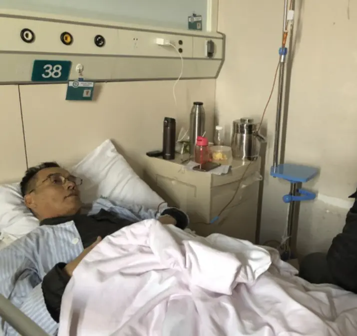 ชายคนหนึ่งตรวจพบว่าเป็นม.ะ.เ.ร็.ง จากสัญญาณผิดปกติที่ลิ้น