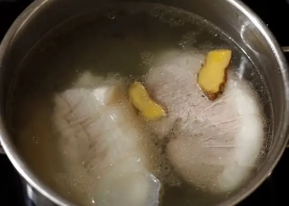 เคล็ดลับต้มหมูให้นุ่ม หอม น้ำใส ไม่แห้ง ด้วยของง่ายใกล้ตัว