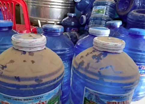 ช็อก! เปิดโปงขั้นตอนผลิต “น้ำดื่มบรรจุถัง–ขวด” สกปรกเกินรับได้ เตือนอย่าหลงเชื่อของราคาถ