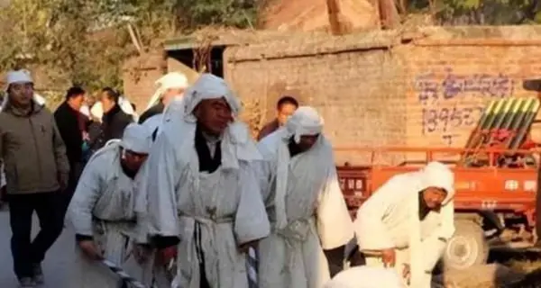 เมื่อมีคนในครอบครัวเสี.ยชี.วิต ควรรู้ไว้ว่าไม่ควรเก็บ 4 สิ่งของส่วนตัวนี้ไว้ให้ลูกหลาน