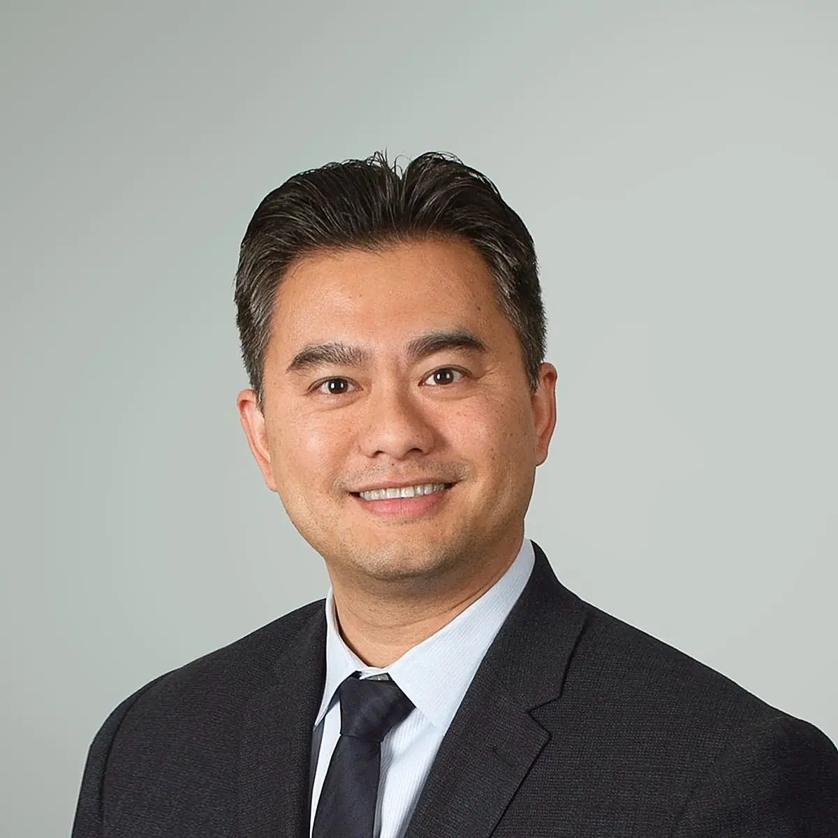 4 หลักการกิน “ย้อนวัย” ให้ร่างกาย: ช่วยให้แพทย์ชาวอเมริกันดูเด็กกว่าวัยจริงถึง 11 ปี