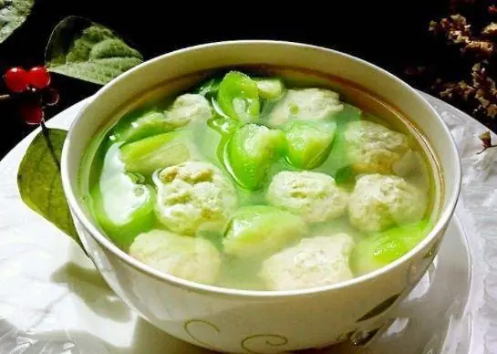 กินแค่คำเดียว หนุ่มวัย 25 ถึงขั้นไ.ตว.าย หมอเตือน 2 ผักที่ "มีรสขม" ต้องทิ้งทันที!!!