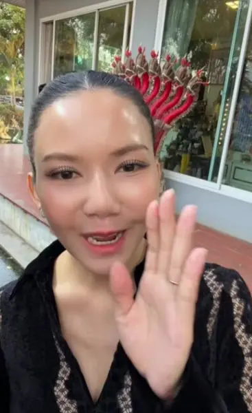 จ๊ะ นงผณี ตอบคำถามเลขที่พ่อจะให้โชค เลขอายุ - เลขห้องตรงเลขฝาโลง