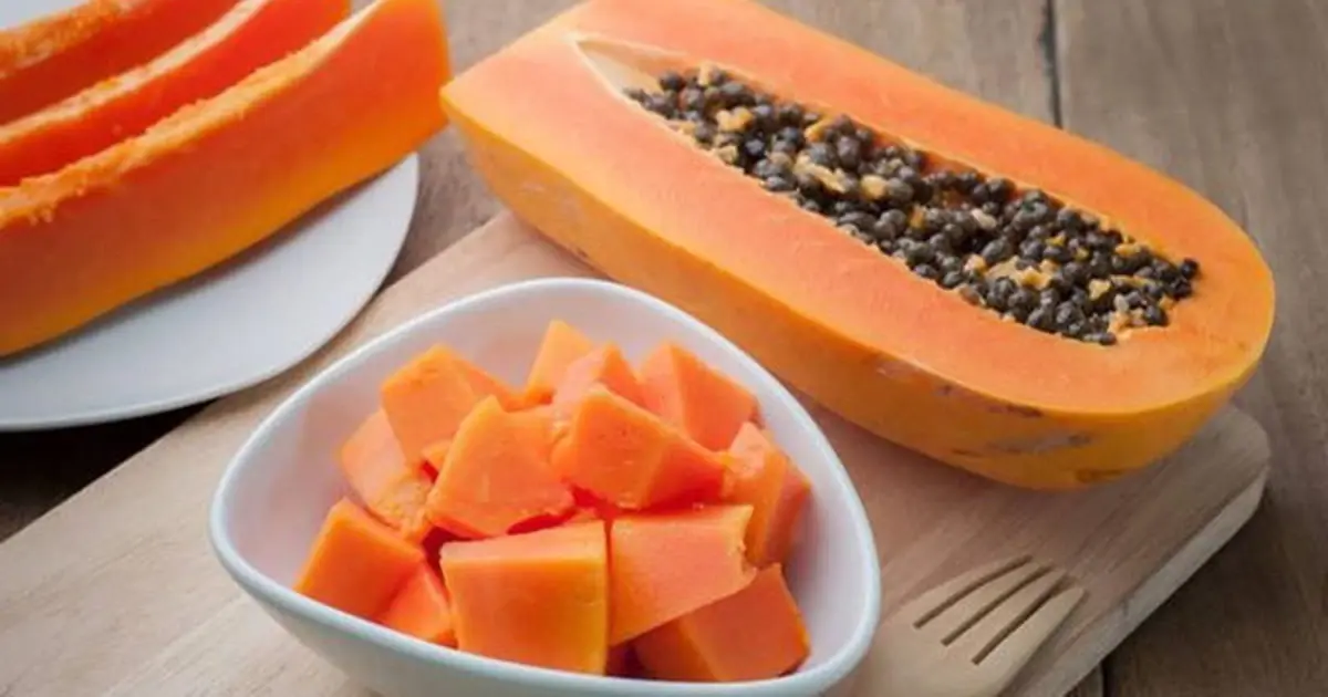 ใครบ้างที่ไ.ม่ค.วรกิ.นมะละกอ? ผลไม้ที่ได้รับฉายาว่า "ผลไม้แห่งอา.ยุยื.น" กู.รูมาเฉลย